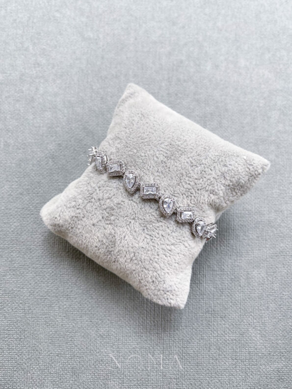 09vVoLf02KjeeUyI0sXbql3_CdD_nFFhjntULjttWXo