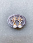 Tiffany Earrings - 18k Yellow Gold, White Pearl (Clip)