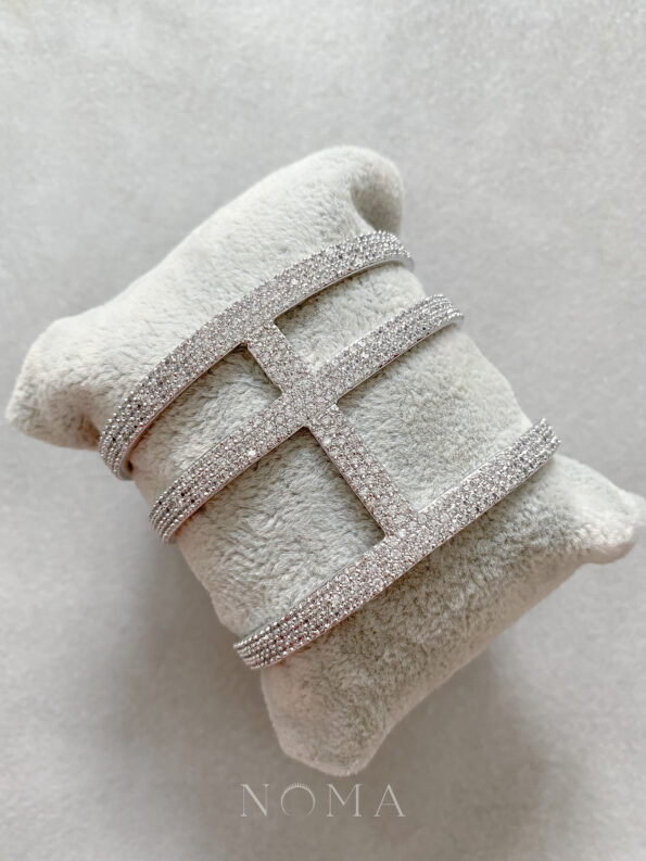 E-742zwn1R7RusS_HHmh1Yhjx-Srcc6Y4jjcpIQPHu0