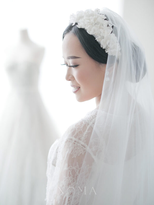 FLR-201900001-SS-Full-Silk-Flower-Headband-White-4