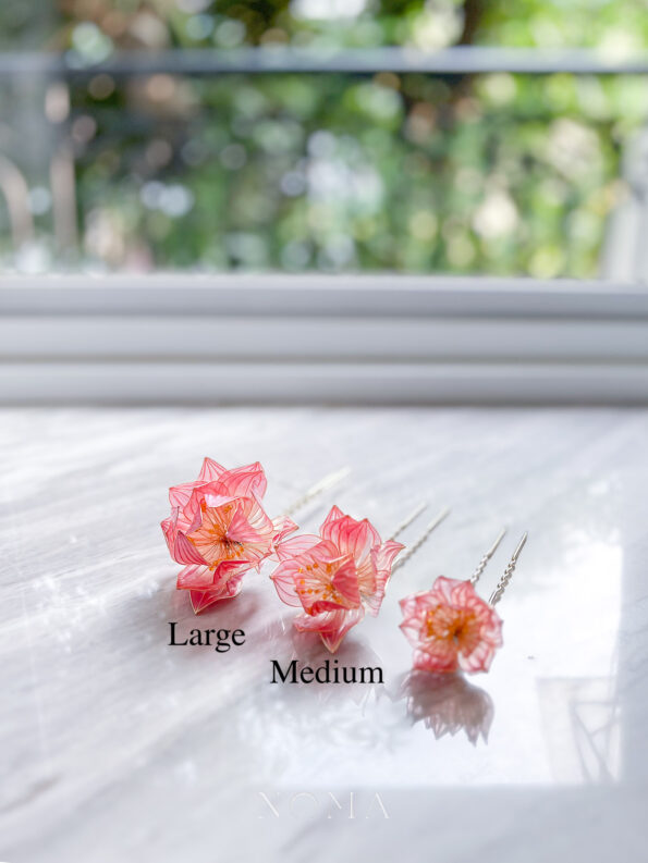 FLR-202000039-LR-Pink-Lotus-Large-Hairpin-Gold-Pink-4