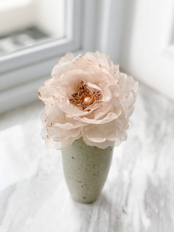 FLR-202000093-SS-Nude-Floral-BroochHairclip-Gold-Nude