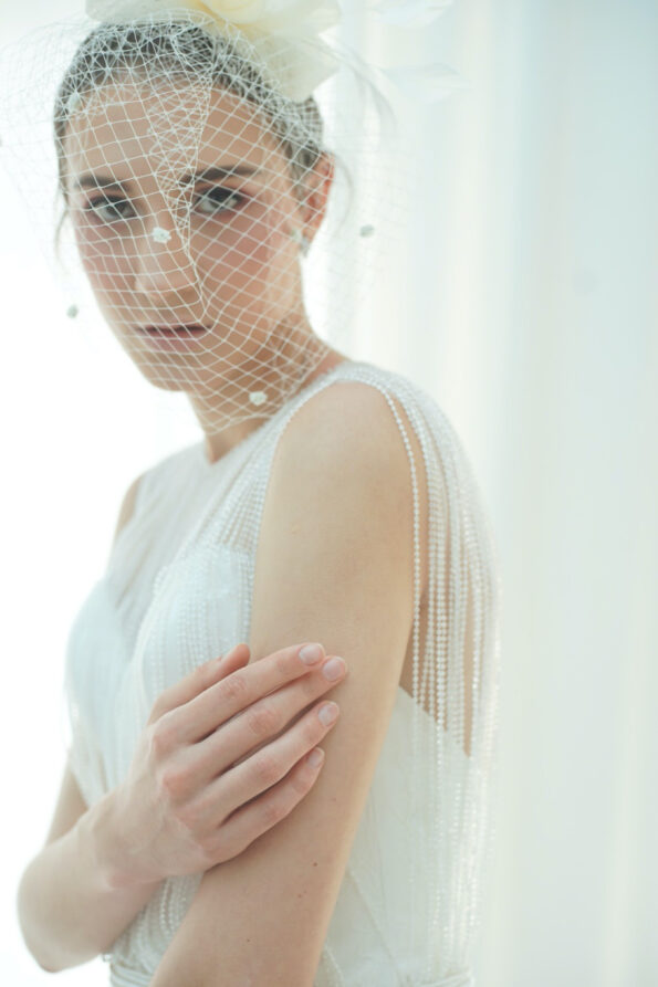 HMV-201900025-Millinery-Twist-Veil-White-3