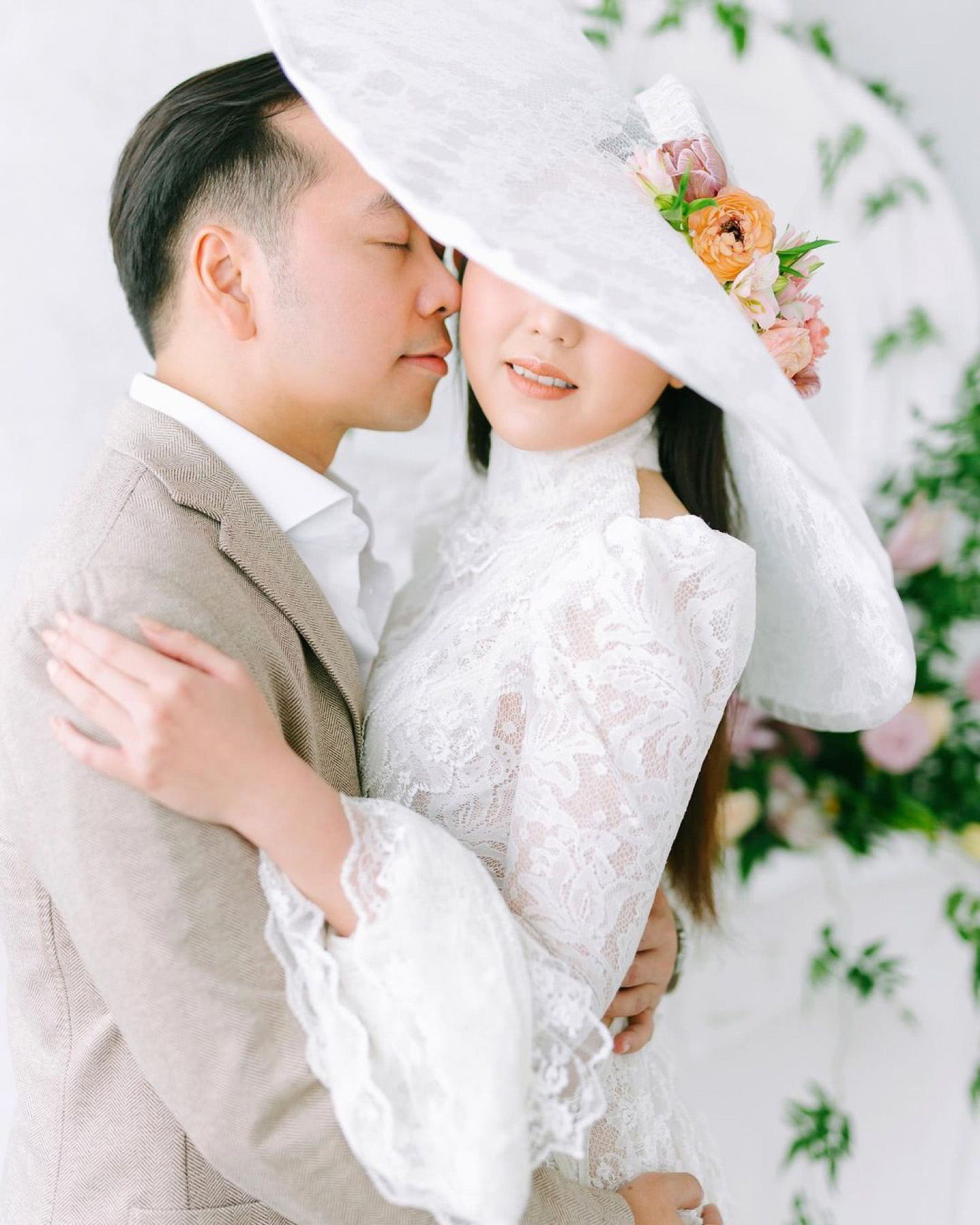 High Society Lace Hat - White