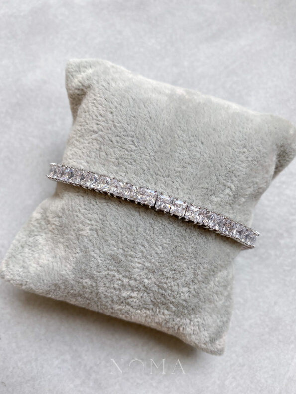 vKTjtYWnaydmWc35Ggo7NzazSfAtK1uqGCburtiv01s