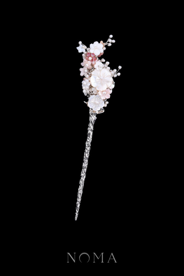 CHN-202200159-Jang-Geum-Long-Hairpin-Silver-Pink-1