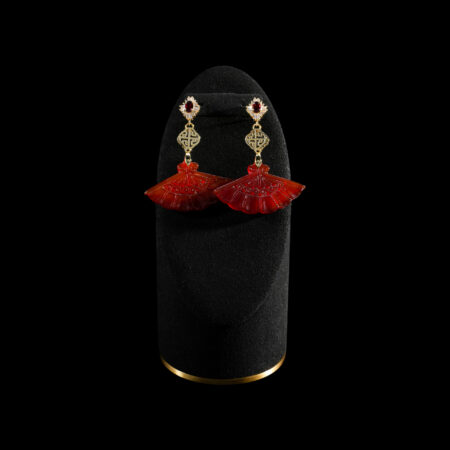 Oval T Happiness Fan-Shaped Jade Earrings - 18k Yellow Gold, Red Jade