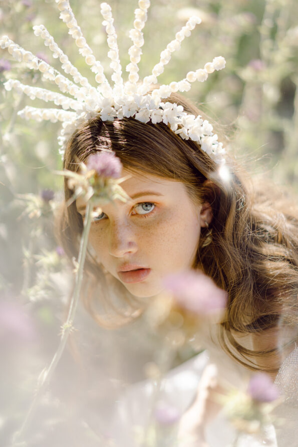 ACC-202100029-Innocent-Rays-Clay-Flower-Blossom-Simple-Crown-White-Silver-1