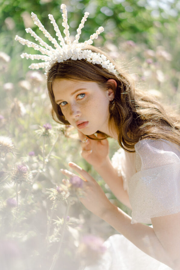 ACC-202100029-Innocent-Rays-Clay-Flower-Blossom-Simple-Crown-White-Silver-3