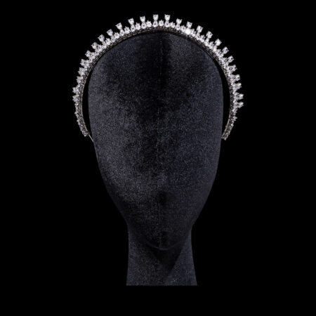 Classic Pear Arrangement Crown - Rhodium White Gold