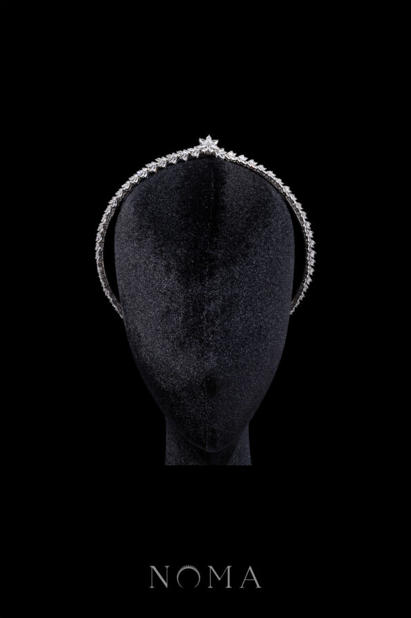 HMC-202300021-Floral-Center-Edgy-Arrangement-Crown-Rhodium-White-Gold