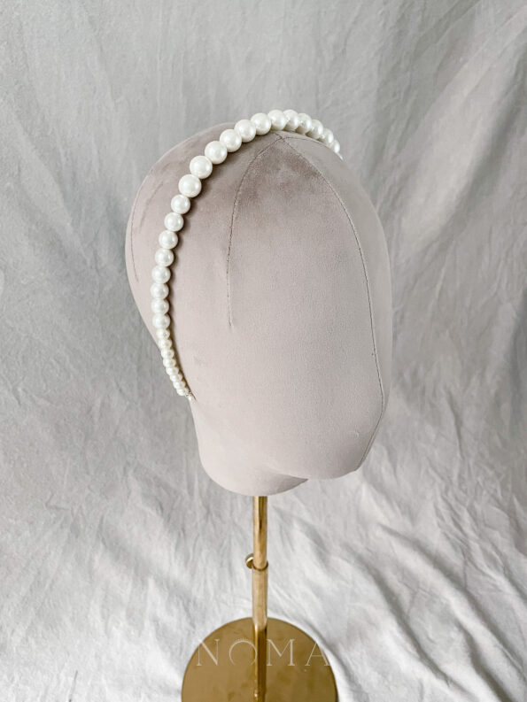 ACC-201900202-Classic-Pearl-12-mm-Descending-Headband-White-Silver-2