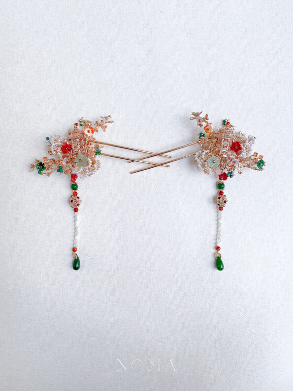 CHN-202200048-Fan-Shaped-Jade-Shuangxi-Pagoda-Set-Gold-Jade-3-pcs-2