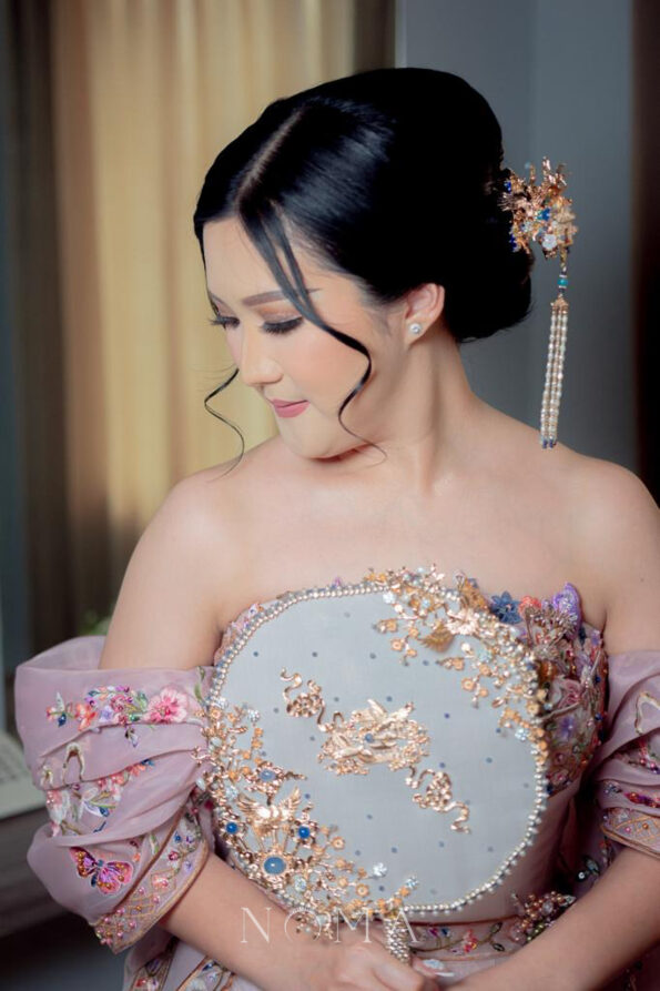 CHN-202300028-Crane-Wing-Pagoda-Bamboo-Hairpin-Gold-Sapphire-Left-2