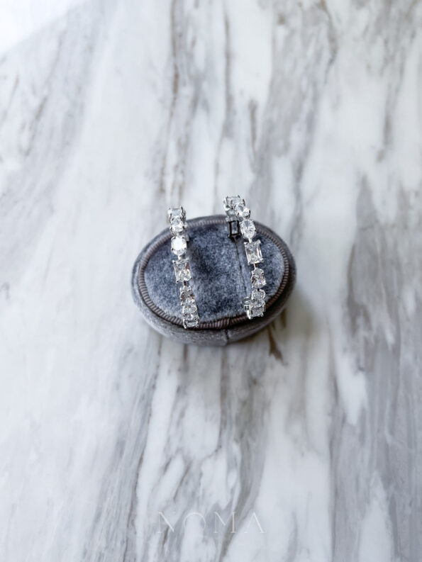 DJW-202100030-Neat-Hoop-Earrings-Rhodium-White-Gold-1