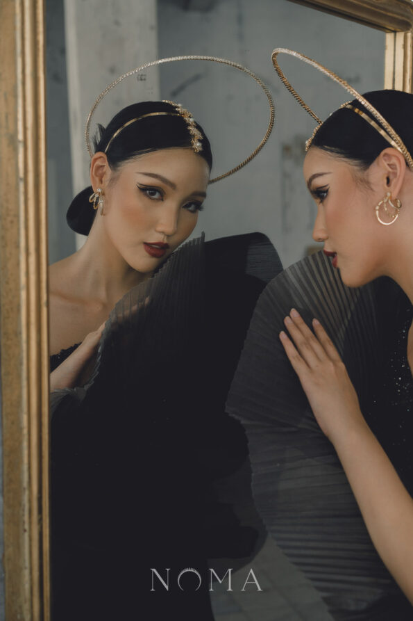 DJW-202100043-Triple-Jewel-Crusted-Hoop-Earrings-18k-Yellow-Gold-3