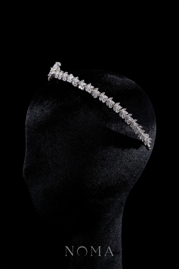 HMC-202300017-Pear-Marquise-Arrangement-Crown-Rhodium-White-Gold-2