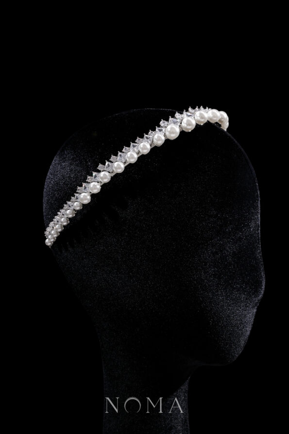 HMC-202300018-Pearl-Princess-Crown-Rhodium-White-Gold-1