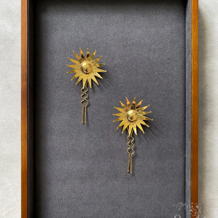 Constellation Pin M - 18k Yellow Gold