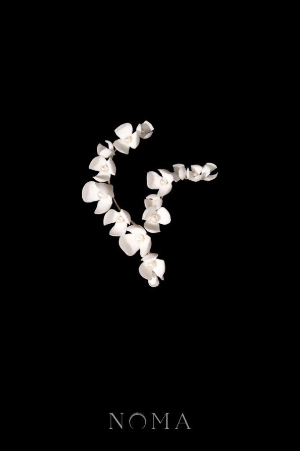 ACC-202300110-Clay-Flower-Triple-Mix-Double-Curve-Hairvine-White-Silver