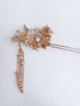 CHN-202200084-Flying-Crane-Treasure-Pagoda-Hairpin-Gold-White