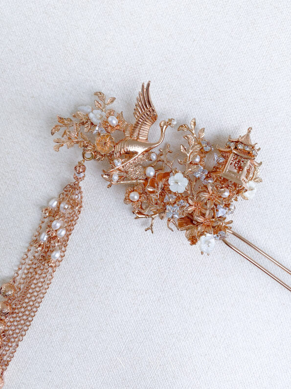CHN-202200084-Flying-Crane-Treasure-Pagoda-Hairpin-Gold-White-2