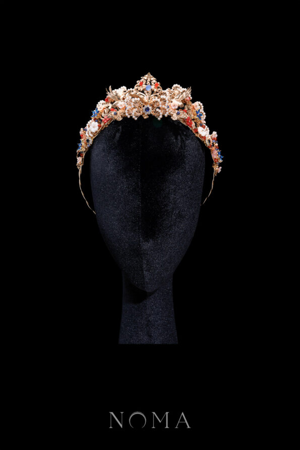 CHN-202300133-Crane-Pearl-Cloud-Crown-Gold-Blue-3
