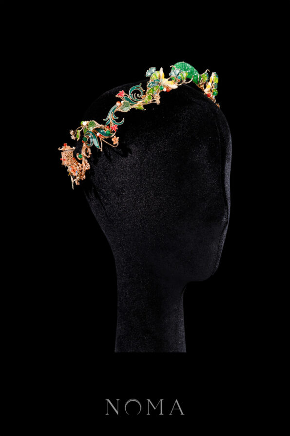 CHN-202400076-Colorful-Jade-Crane-Ornamental-Crown-Gold-Jade-1