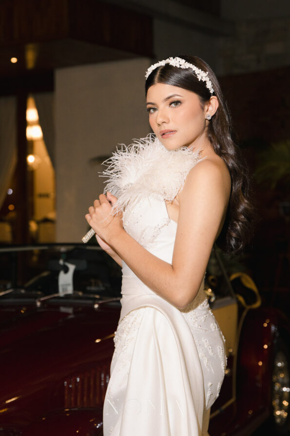 DJW-201900335-Oval-Bezel-Earrings-Rhodium-White-Gold-White-Diamond-Needle-5