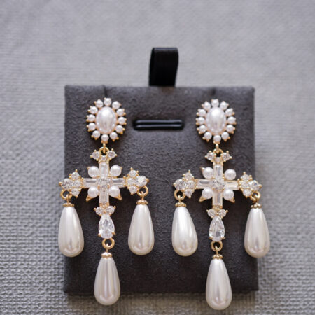 Antalya Earrings - 18k Yellow Gold, White Pearl