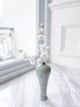 FLR-202200017-HS-Ume-Ikebana-Hairvine-Set-White-Silver-White-2-pcs