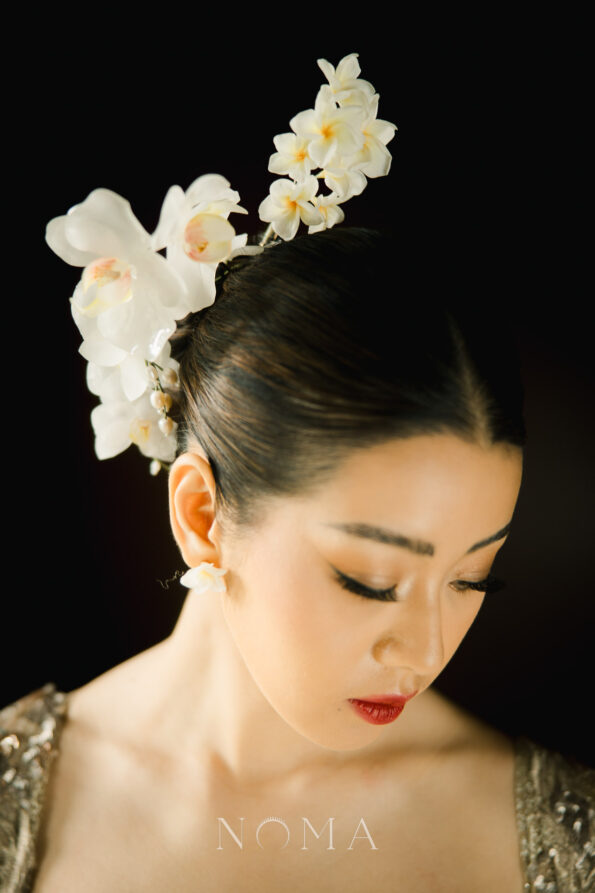 FLR-202300029-CC-Art-Frangipani-Hairpin-Gold-Yellow-2