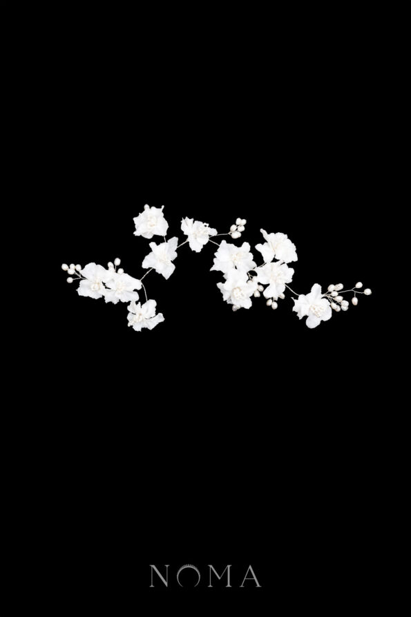 FLR-202400026-CC-Chantilly-Flower-Hairvine-White-Silver-White-2