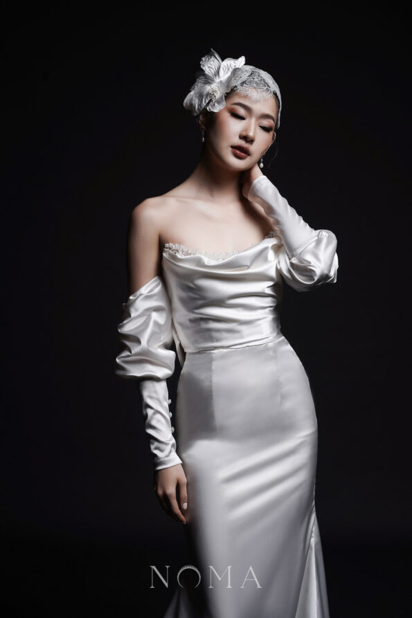 HMV-202400006-Lacey-Veil-Headdress-White-1