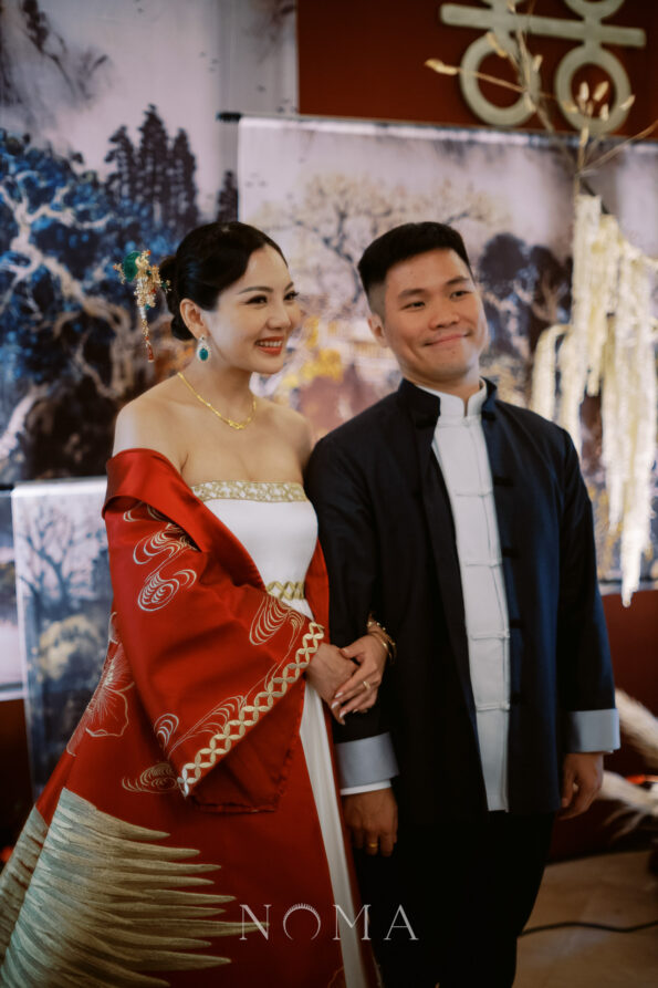 JJW-202200008-Superior-Oval-Jade-Halo-Treasure-Earrings-18k-Yellow-Gold-Jade-3