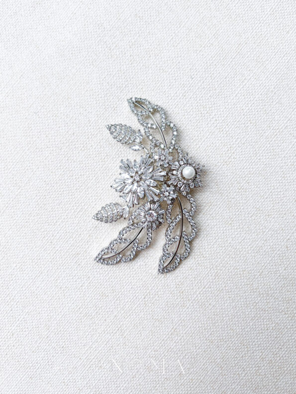 ACC-202200004-Flo-Snowflakes-Hairvine-or-Brooch-White-Gold