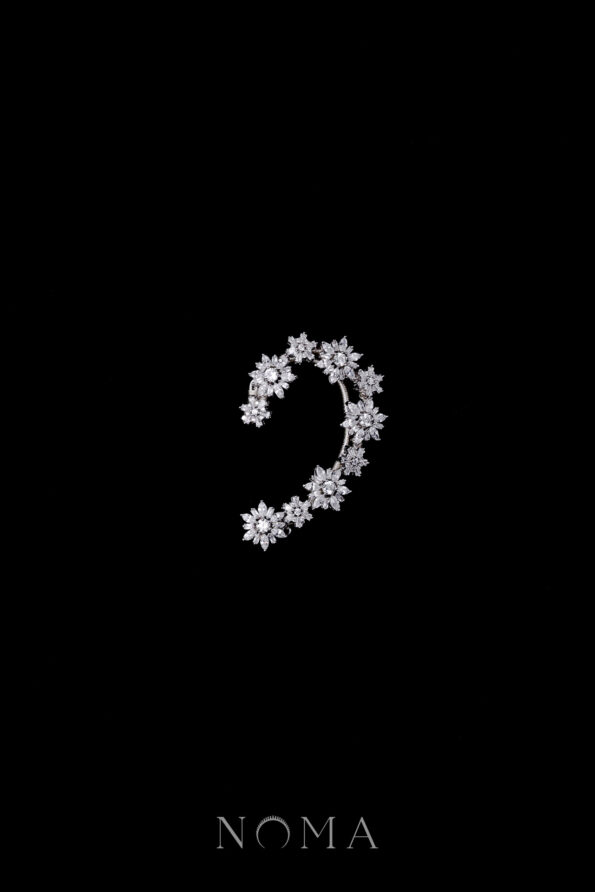 ACC-202200060-Flower-Baguette-Flakes-Earpiece-White-Gold-Left