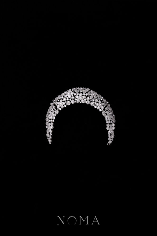 ACC-202300034-Paved-Blooms-Bun-Cuff-White-Gold-1