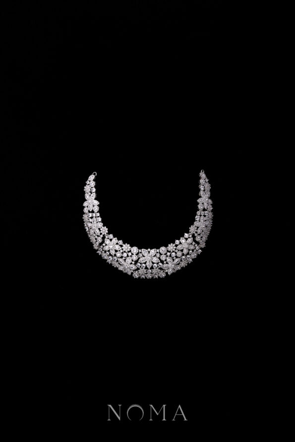 ACC-202300034-Paved-Blooms-Bun-Cuff-White-Gold-2