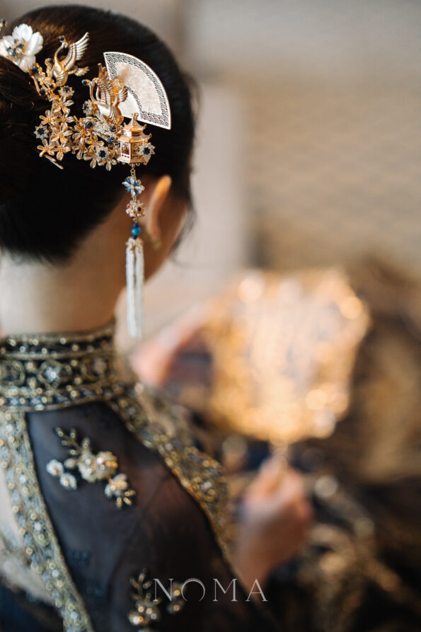 CHN-202200022-Flying-Crane-Bouquet-Hairpin-Gold-Sapphire-Left-5