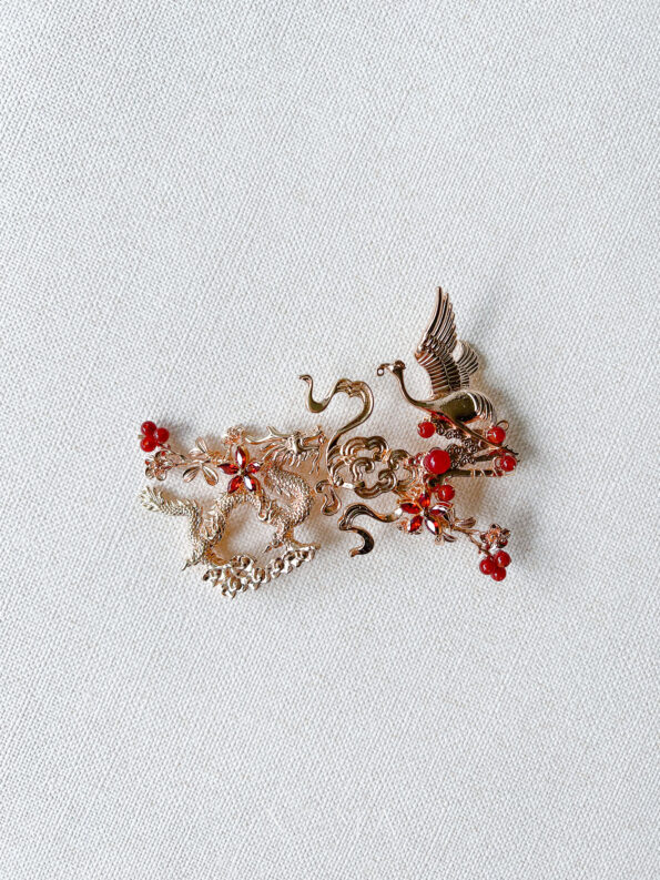 CHN-202200032-Dragon-and-Crane-Heaven-Hairvine-Gold-Ruby-Right