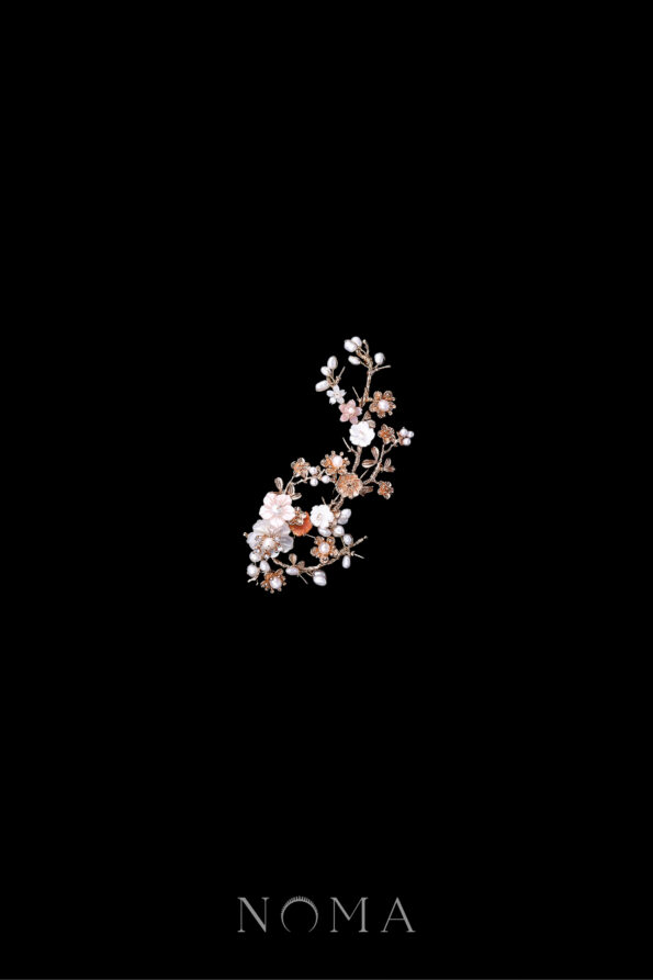 CHN-202200165-Oriental-Floral-Garden-Side-Hairvine-Gold-Pink-Right