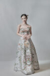 CHN-202400016-Colorful-Phoenix-Glide-Bloom-Clutch-Gold
