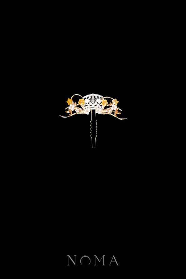 CHN-202400192-Golden-Blossom-Grass-Hairpin-Gold-Yellow