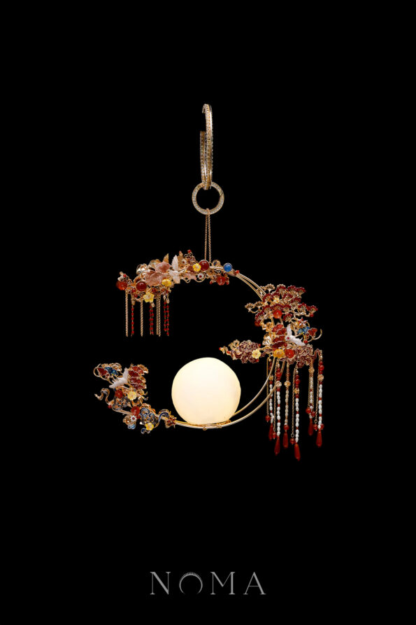 CHN-202400219-The-Moon-Represents-My-Heart-Lantern-Gold-1