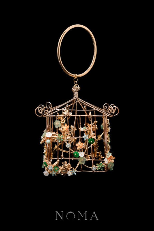 CHN-202400226-Bird-in-the-House-Birdcage-Handpiece-Gold-Light-Jade-1