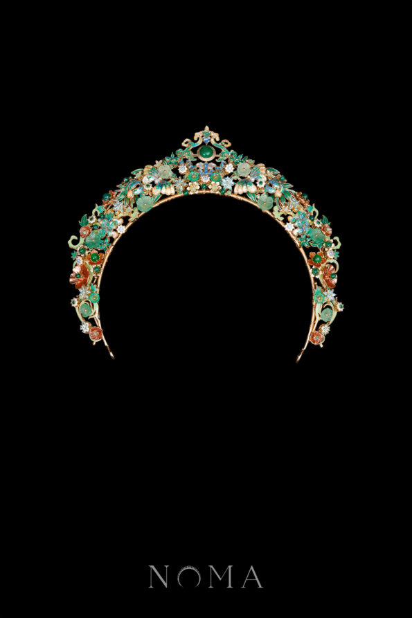 CHN-202500003-Colorful-Mosaic-Flying-Butterfly-Crown-Gold-Turquoise