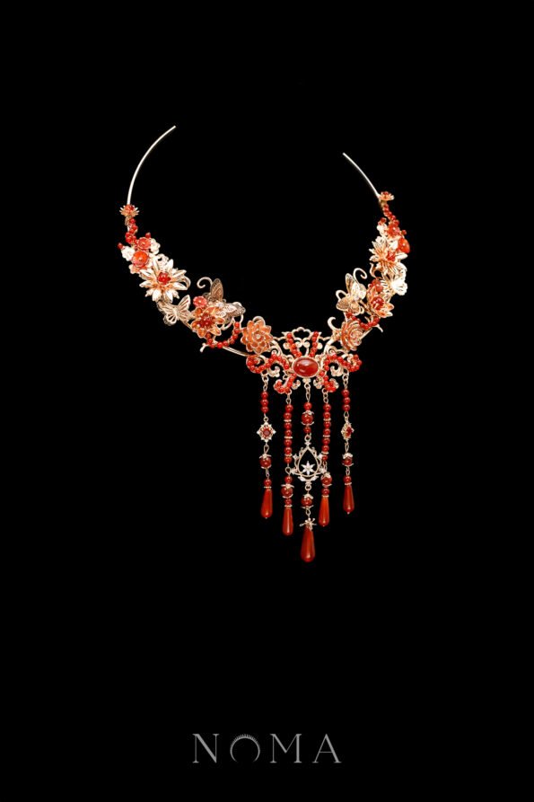 CHN-202500023-Butterfly-Art-Necklace-Gold-Red-1