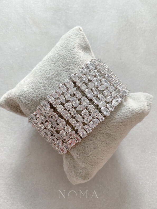 DJW-201900005-Glam-Panel-Bangle-Rhodium-White-Gold