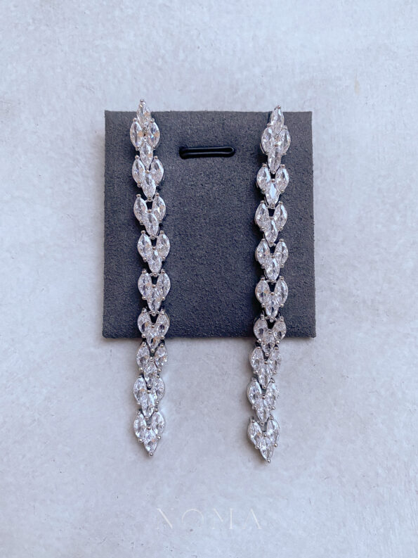 DJW-201900207-Marquise-Arrow-Earrings-Rhodium-White-Gold